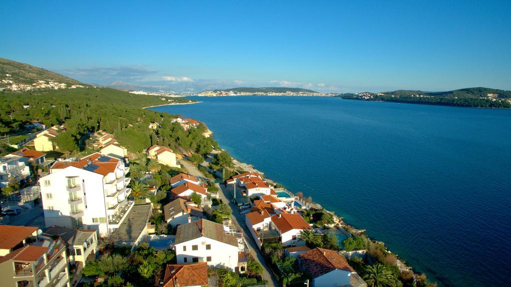 Hotel Viktorija Сегет-Враница Экстерьер фото