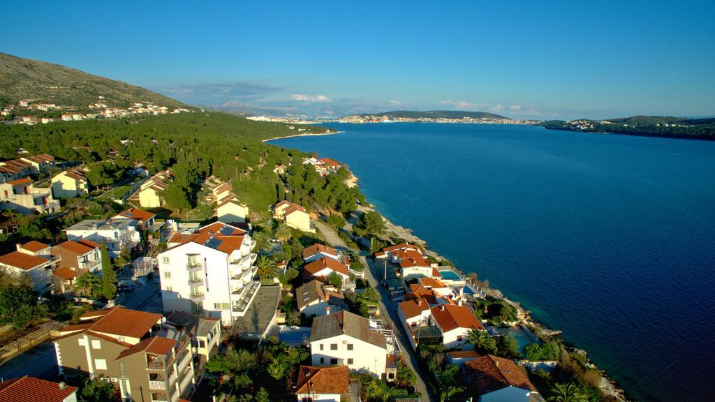Hotel Viktorija Сегет-Враница Экстерьер фото
